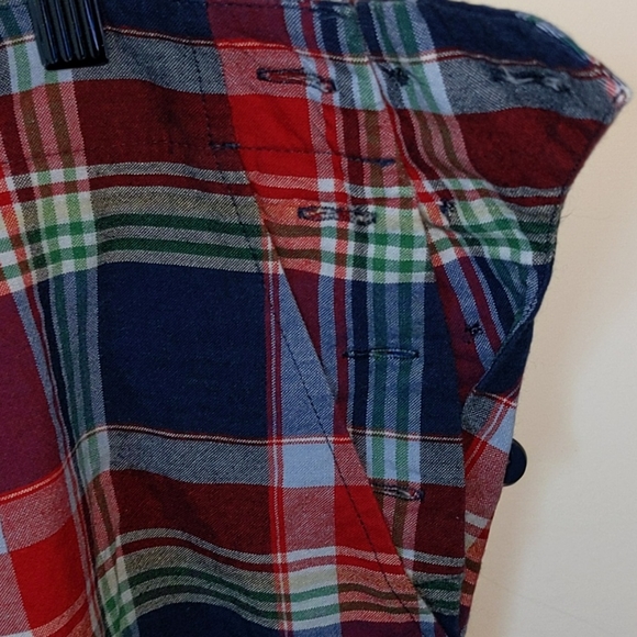 Talbots Women's Size 14 Cotton Side Button Plaid Print Shorts w/Pockets - Picture 2 of 5